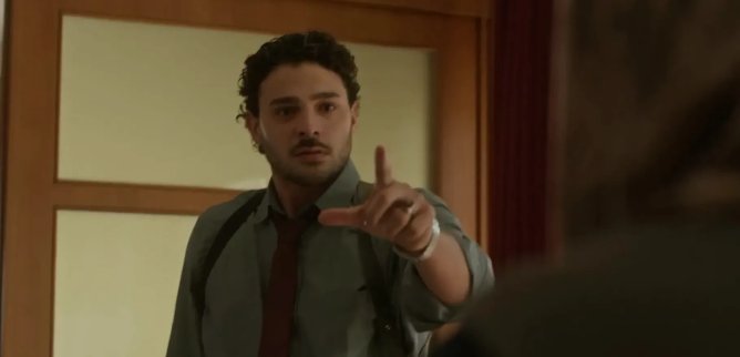 Турецкий сериал Тёмные сумерки 10 серия