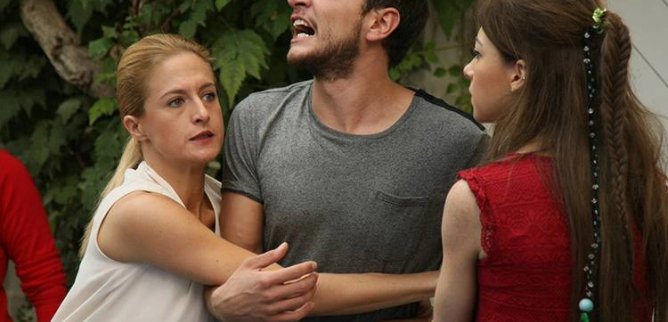 Турецкий сериал Война роз 55 серия