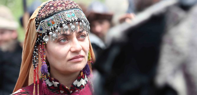 Турецкий сериал Воскресший Эртугрул 61 серия