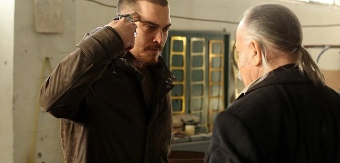 Турецкий сериал Внутри 17 серия