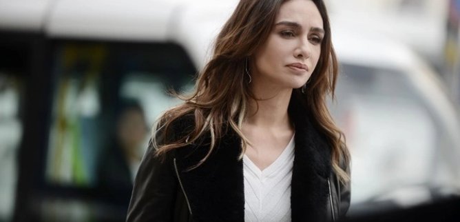 Турецкий сериал Черно-белая любовь 25 серия