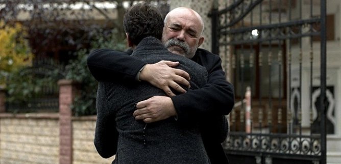 Турецкий сериал Чукур 42 серия