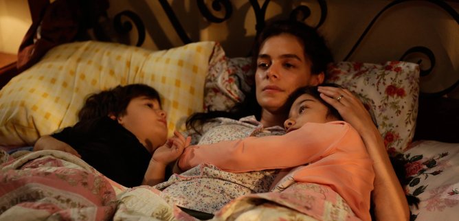 Турецкий сериал Женщина 1 серия