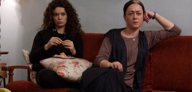 Турецкий сериал Женщина 13 серия