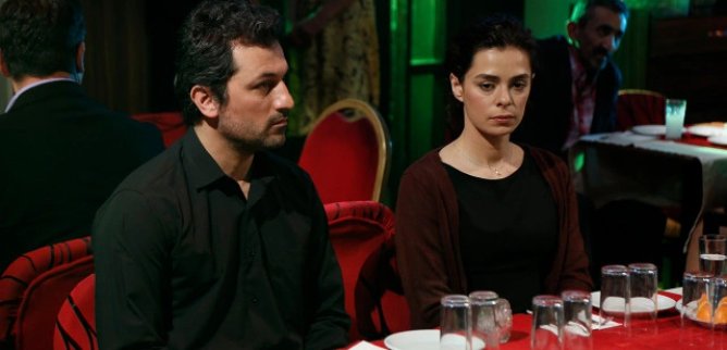 Турецкий сериал Женщина 14 серия