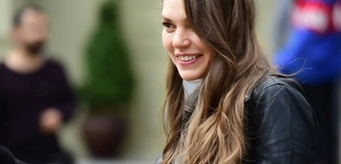 Турецкий сериал Невеста из Стамбула / Стамбульская Невеста 77 серия