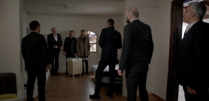 Турецкий сериал Женщина 56 серия