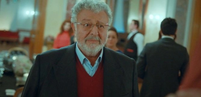 Турецкий сериал Любовь не понимает слов 17 серия