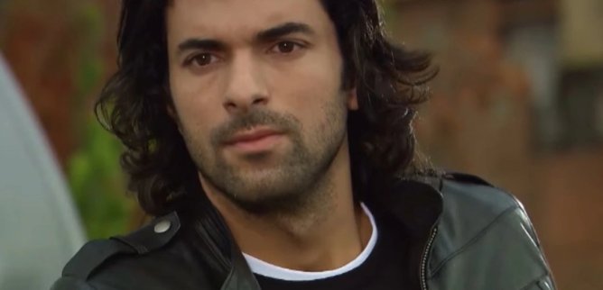 Турецкий сериал В чем вина Фатмагюль? 7 серия