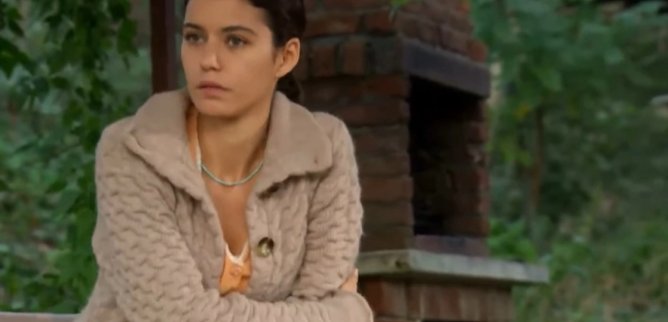 Турецкий сериал В чем вина Фатмагюль? 9 серия