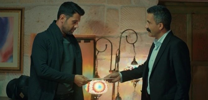 Турецкий сериал Любовь и Мави 76 серия