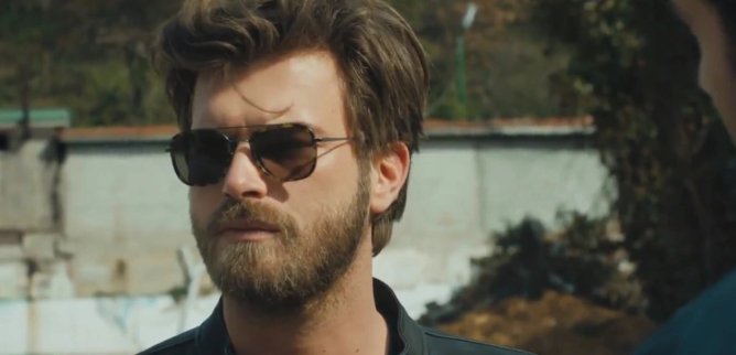Турецкий сериал Отважный и красавица 17 серия