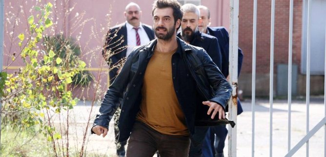 Турецкий сериал Пойраз Караел 31 серия