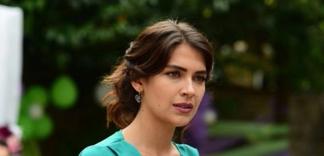 Турецкий сериал Сокровенное 9 серия