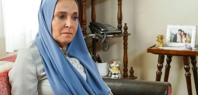 Турецкий сериал Не отпускай мою руку 53 серия