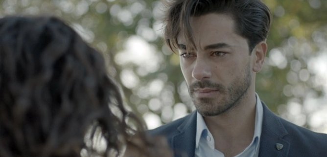 Турецкий сериал Любит не любит 15 серия