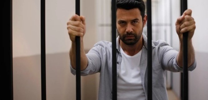 Турецкий сериал Никто не знает 15 серия