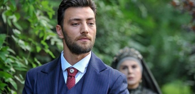 Турецкий сериал Права на престол Абдулхамид 90 серия