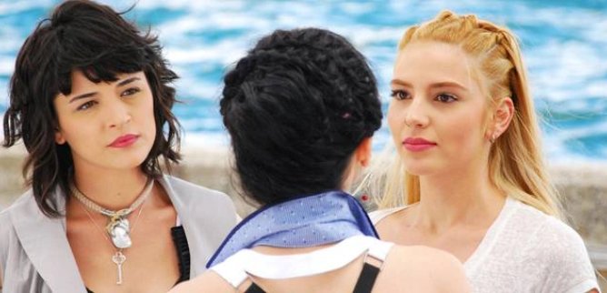 Турецкий сериал Маленькие тайны 7 серия