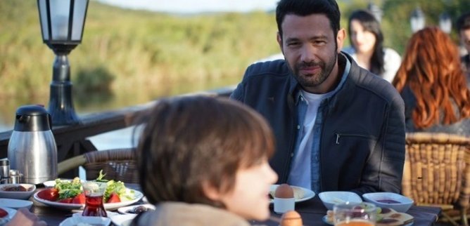 Турецкий сериал Никто не знает 18 серия
