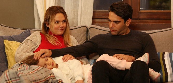 Турецкий сериал Расскажи мне, как любить 13 серия