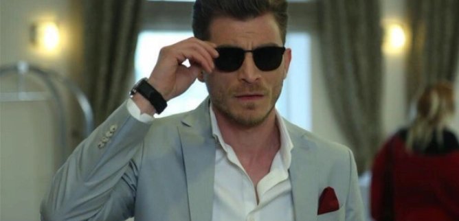 Турецкий сериал Обещание 2 серия