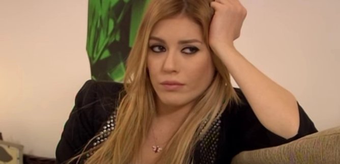 Турецкий сериал Маленькие тайны 15 серия