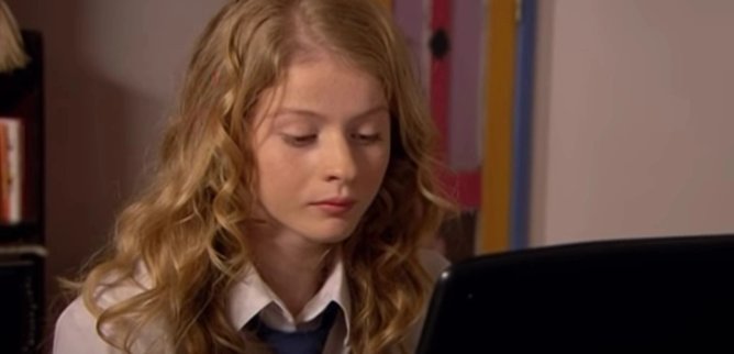 Турецкий сериал Маленькие тайны 16 серия