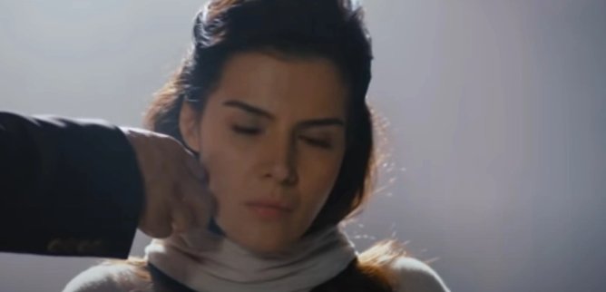 Турецкий сериал Госпожа Дила 85 серия