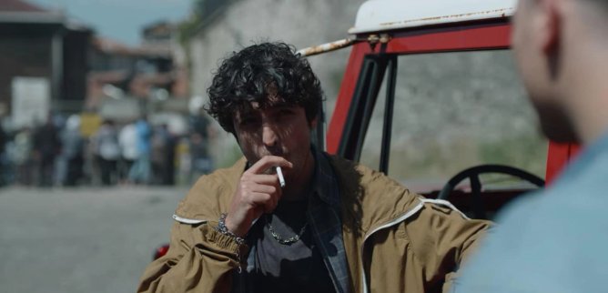 Турецкий сериал Защитник 19 серия