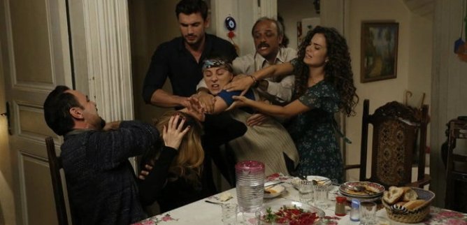Турецкий сериал Улыбки хватит 12 серия