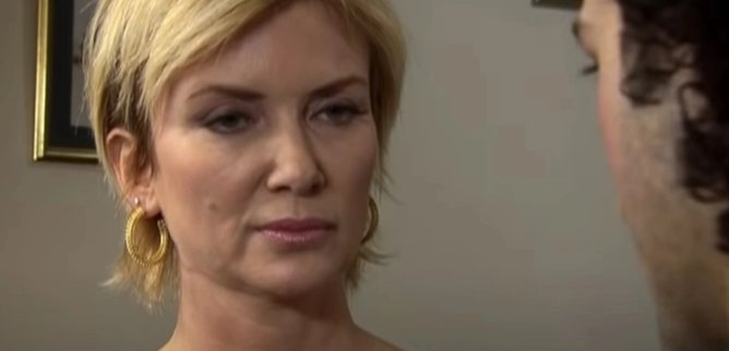 Турецкий сериал Незабываемый 65 серия