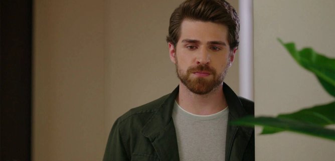 Турецкий сериал Жестокий Стамбул 38 серия
