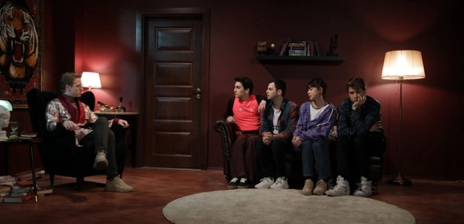Турецкий сериал 4N1K Первая Любовь 17 серия