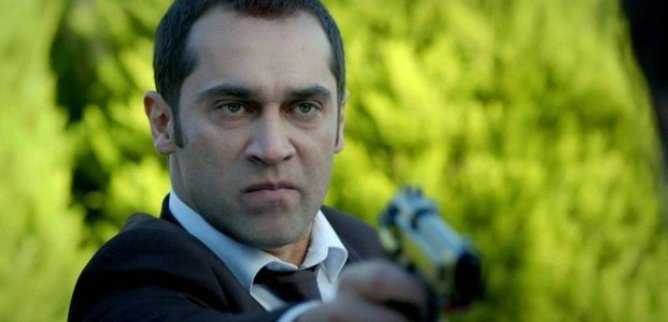 Турецкий сериал Мирная улица 47 серия