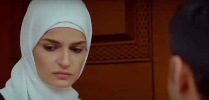 Турецкий сериал Мирная улица 61 серия