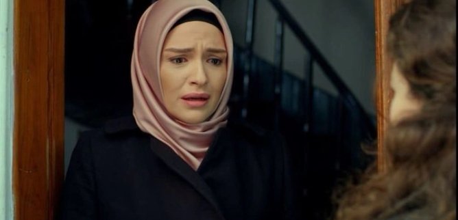 Турецкий сериал Мирная улица 67 серия