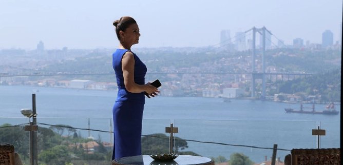 Турецкий сериал Ее имя Зехра 12 серия