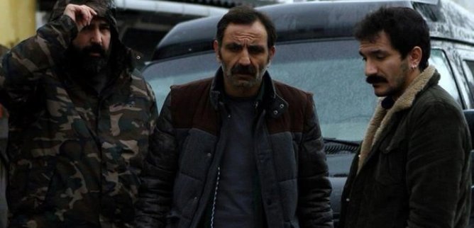 Турецкий сериал Беглец 50 серия