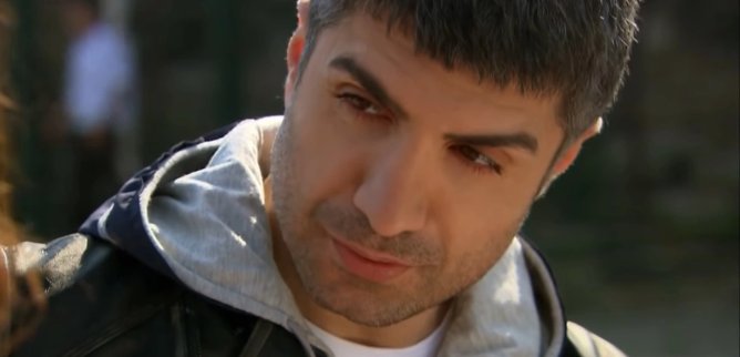 Турецкий сериал Любовь сжигает 19 серия