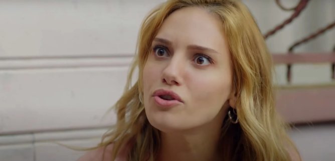 Турецкий сериал Любовь на крыше 15 серия